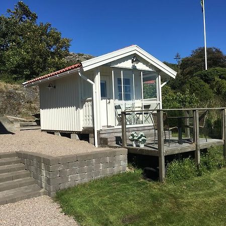 Noesund Orust Lilla Huset Villa Exterior photo
