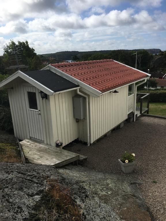 Noesund Orust Lilla Huset Villa Exterior photo